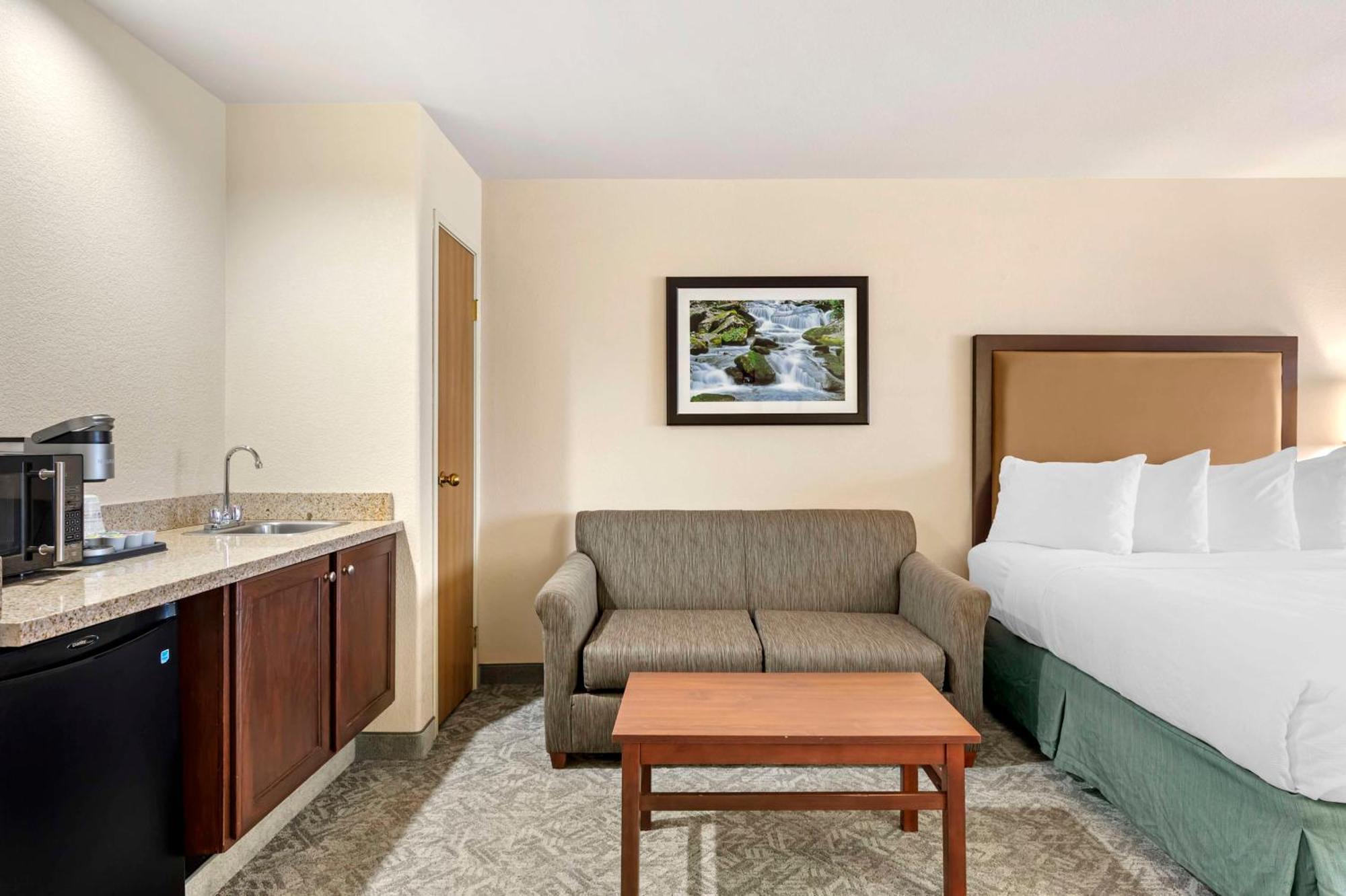 Best Western Plus Eagle Vail Airport Exteriör bild