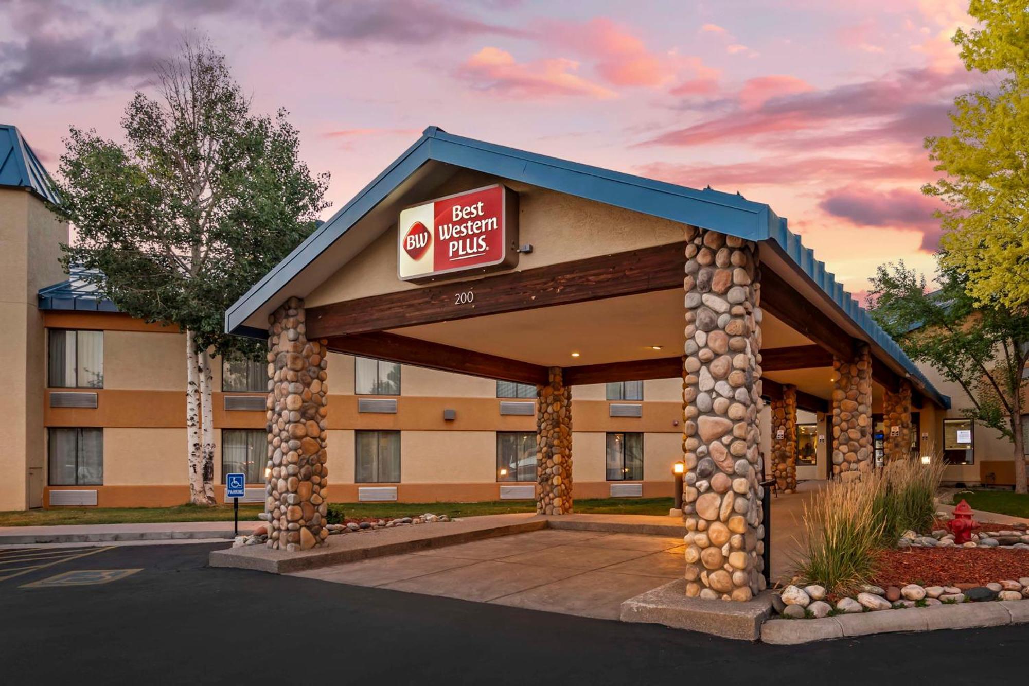 Best Western Plus Eagle Vail Airport Exteriör bild