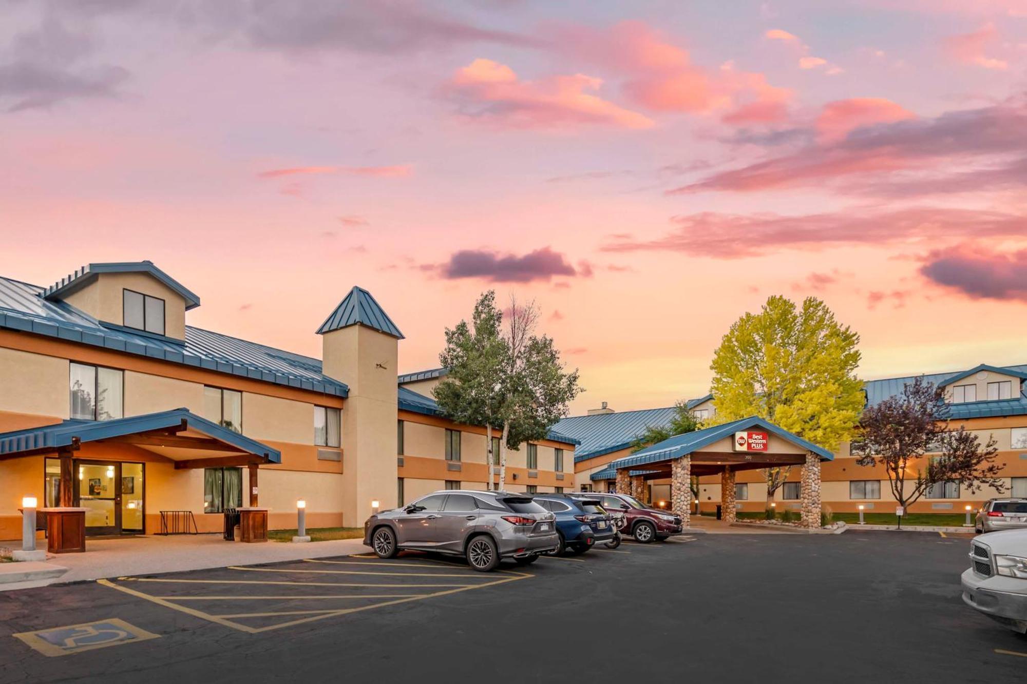 Best Western Plus Eagle Vail Airport Exteriör bild