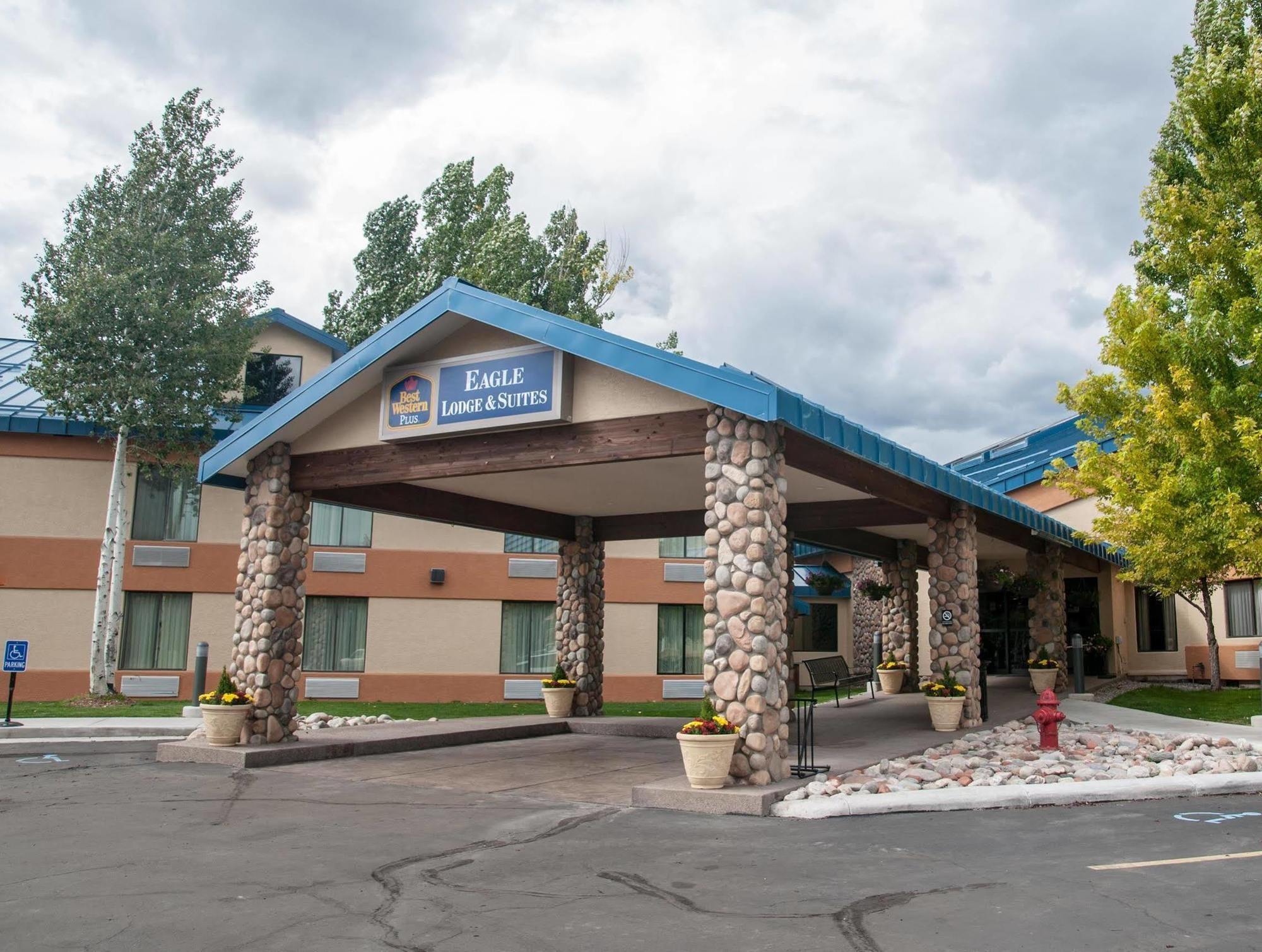 Best Western Plus Eagle Vail Airport Exteriör bild