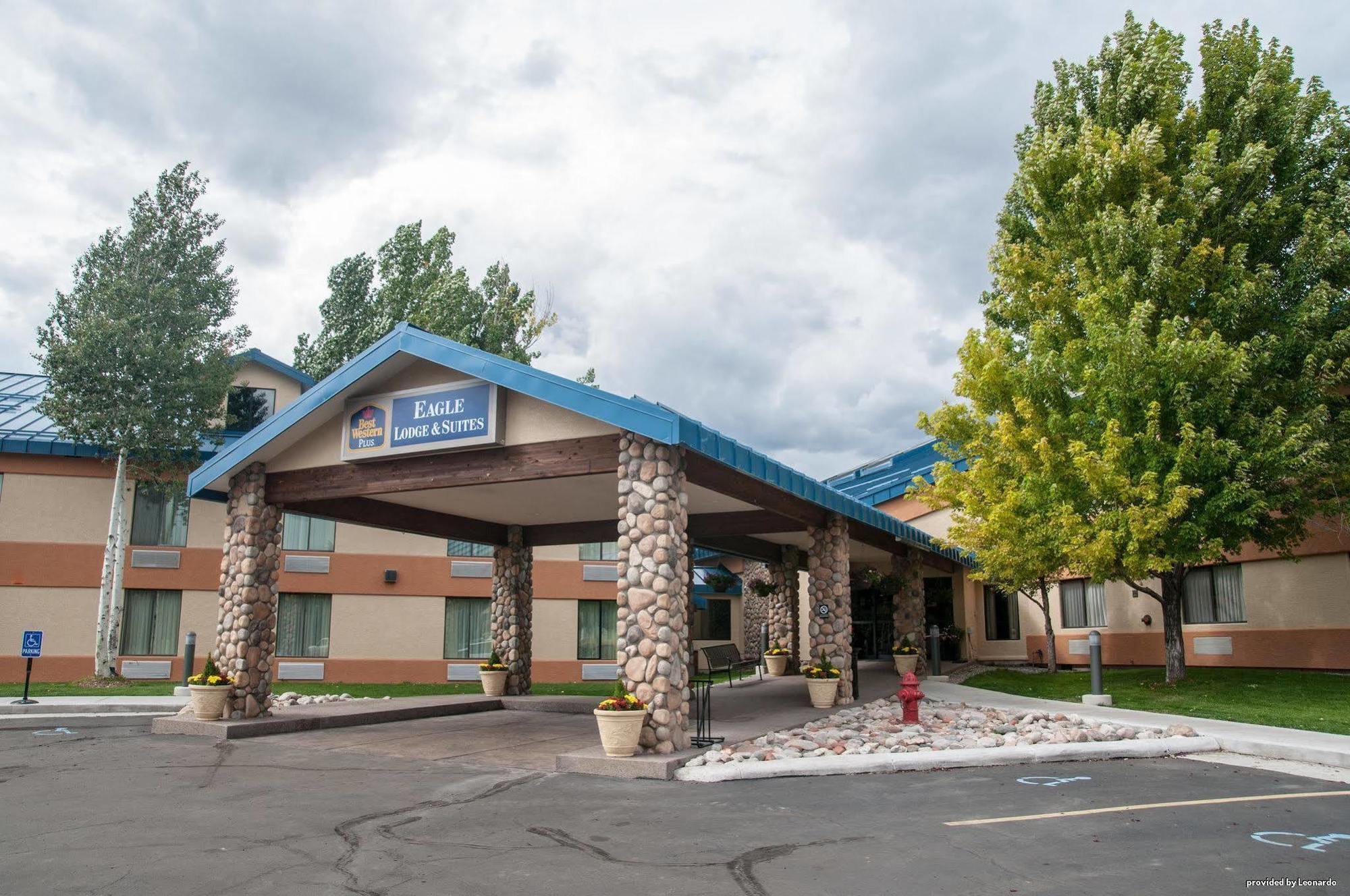 Best Western Plus Eagle Vail Airport Exteriör bild